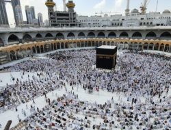 Rombongan Pertama Haji Khusus dari Indonesia Mulai Tiba di Saudi, Apa Itu Haji Khusus?
