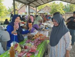 Warga Nikmati Harga Murah Kebutuhan Pokok di Pasar Tani Spesial HUT Rembang