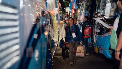 Mau Mudik Lebaran Naik Bus Tapi Motor Ikut Sampai Kampung? Ini Caranya