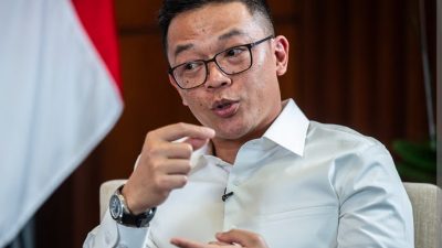 Konflik Iran Vs AS-Israel Memanas, Pemerintah Siapkan Evakuasi 15 WNI dari Teheran